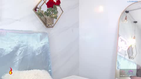 naamah_b online show from 03-08-25, 01:57