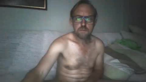 Snapshot of nachtigall25 chatting on 09-24-25, 10:57 nachtigall25 online show from 09-24-25, 10:57