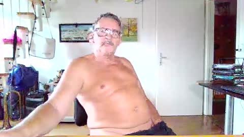 Mach mich heiss mit Token bis zum Orgasmus  online show from 09-24-25, 03:26