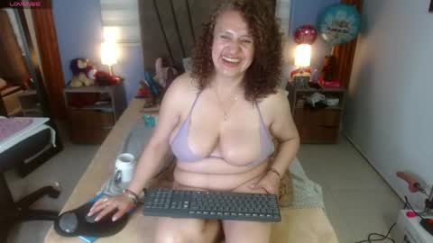 nadia_84 online show from 05-05-26, 12:57