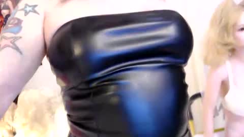 Nadia Vixen online show from 05-15-26, 10:50