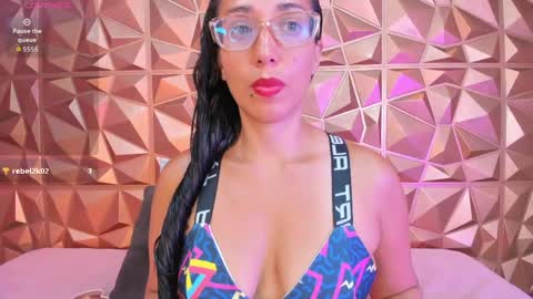 Snapshot of nadiajalil chatting on 05-26-26, 08:27 nadiajalil online show from 05-26-26, 08:27