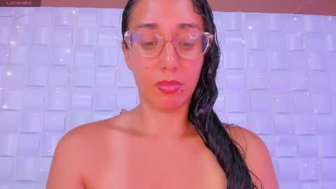 Snapshot of nadiajalil chatting on 06-11-26, 08:07 nadiajalil online show from 06-11-26, 08:07