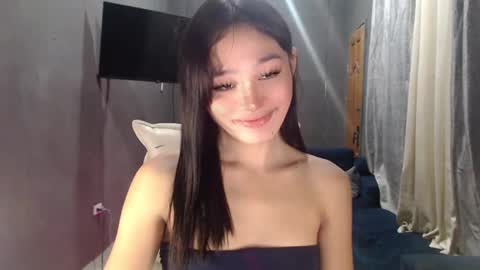 nadiestar online show from 02-18-25, 11:33