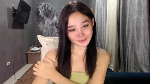 nadiestar online show from 02-27-25, 10:26