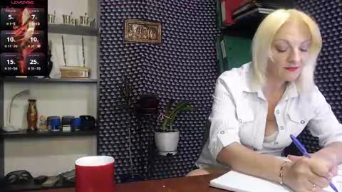Nadin online show from 06-27-26, 08:58