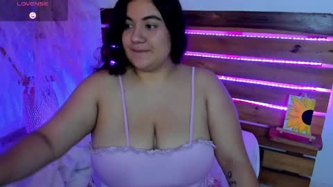 Nadine online show from 04-30-26, 02:56