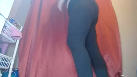 nadinnnea online show from 02-03-25, 08:13