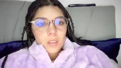 Snapshot of naduu__xx chatting on 01-03-25, 03:05 naduu__xx online show from 01-03-25, 03:05