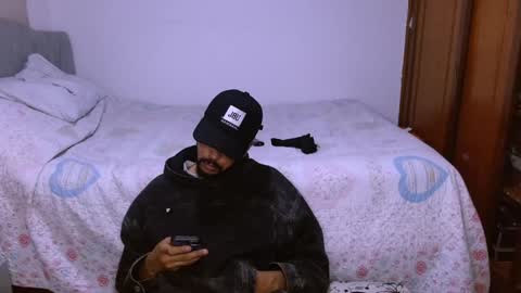 Snapshot of naduu__xx chatting on 02-03-25, 11:47 naduu__xx online show from 02-03-25, 11:47