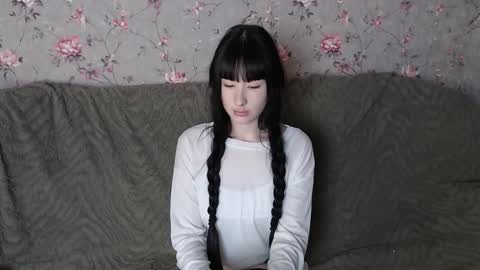 Naemi online show from 03-26-26, 04:56