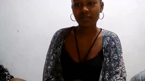 Snapshot of nah296652 chatting on 06-07-26, 01:48 nah296652 online show from 06-07-26, 01:48