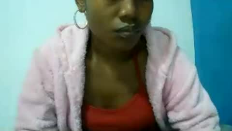 Snapshot of nah296652 chatting on 06-16-26, 06:21 nah296652 online show from 06-16-26, 06:21