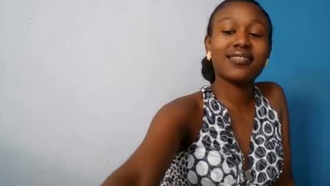 Snapshot of nah296652 chatting on 06-19-26, 09:24 nah296652 online show from 06-19-26, 09:24