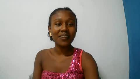 Snapshot of nah296652 chatting on 06-19-26, 09:29 nah296652 online show from 06-19-26, 09:29