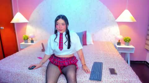  Nahia  online show from 03-19-26, 02:32