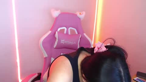  Nahia  online show from 04-17-26, 03:26