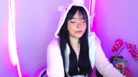  Nahia  online show from 05-20-26, 02:56