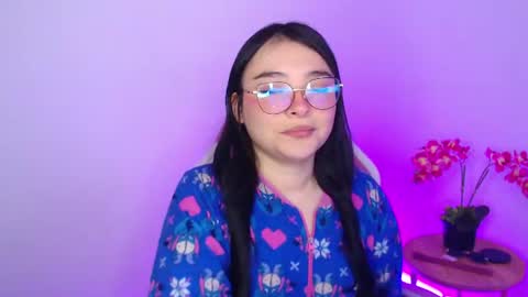  Nahia  online show from 06-20-26, 02:31