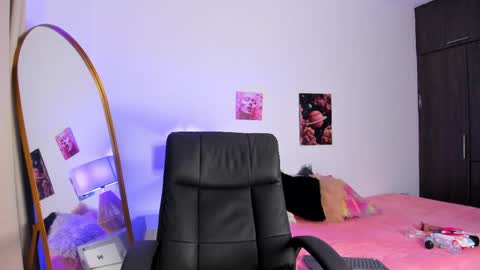 nahiara_santana online show from 04-29-26, 03:10
