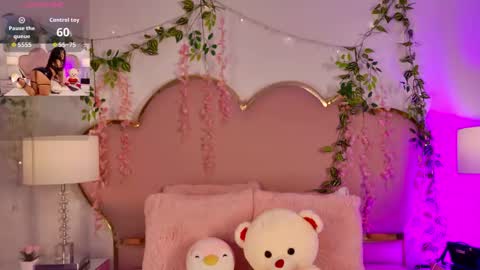 NahiaraReina  online show from 03-14-26, 01:05