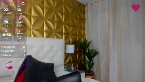 NahiaVictoria  online show from 01-23-25, 10:01