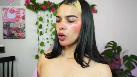 Snapshot of naho_4269 chatting on 05-07-26, 12:16 Naho Sigueme en mis Redes Sociales Follow me on my social networks online show from 05-07-26, 12:16