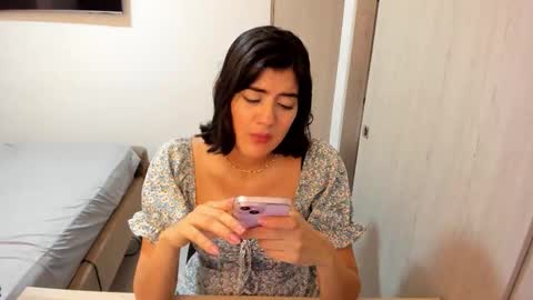 independent model online show from 03-25-26, 06:58