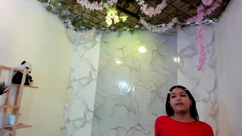 Snapshot of nahomi_hot2002 chatting on 05-25-26, 01:17 nahomi_hot2002 online show from 05-25-26, 01:17