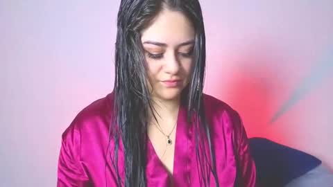 Nahomi  online show from 03-25-26, 08:53