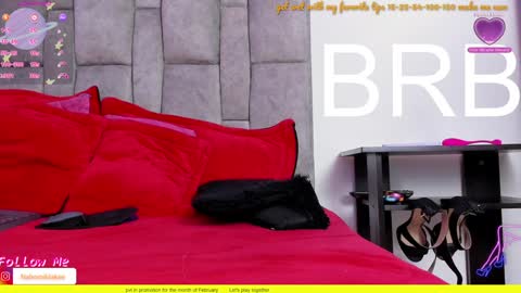 Snapshot of nahomiblakee chatting on 02-09-25, 01:11 Nahomi Carol online show from 02-09-25, 01:11