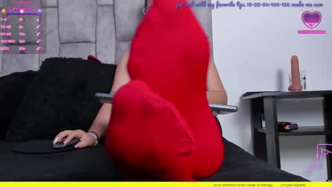 Snapshot of nahomiblakee chatting on 02-22-25, 05:44 Nahomi Carol online show from 02-22-25, 05:44