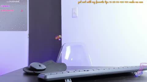 Snapshot of nahomiblakee chatting on 10-08-25, 06:38 Nahomi Carol online show from 10-08-25, 06:38
