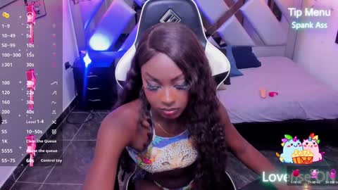 Snapshot of nahomii_hill chatting on 02-06-25, 08:56 Nahomi online show from 02-06-25, 08:56