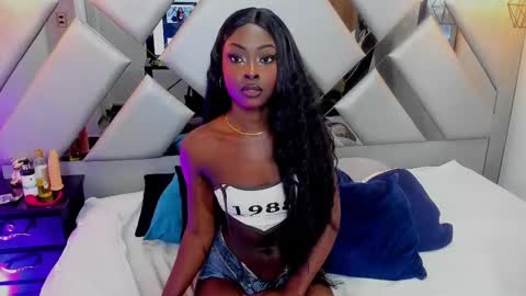 Snapshot of nahomii_hill chatting on 02-28-25, 09:12 Nahomi online show from 02-28-25, 09:12