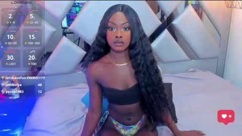 Snapshot of nahomii_hill chatting on 03-09-25, 01:14 Nahomi online show from 03-09-25, 01:14