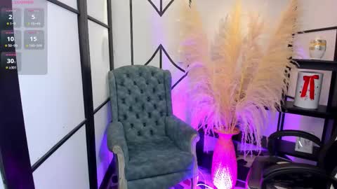 Nahomi online show from 02-25-26, 04:33