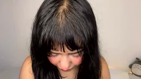 nahomy online show from 04-21-26, 02:23