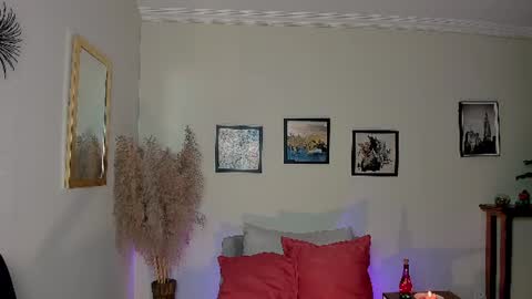 naiely_naides online show from 07-28-26, 12:23