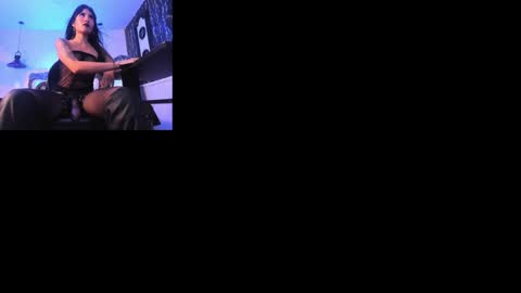 Naila online show from 01-16-25, 06:16