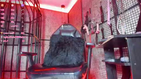 Naila online show from 06-11-26, 02:04