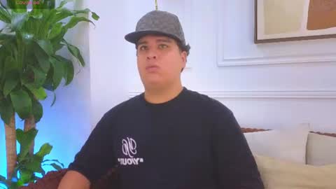Snapshot of naimruiz_ chatting on 07-19-26, 06:11 naimruiz_ online show from 07-19-26, 06:11