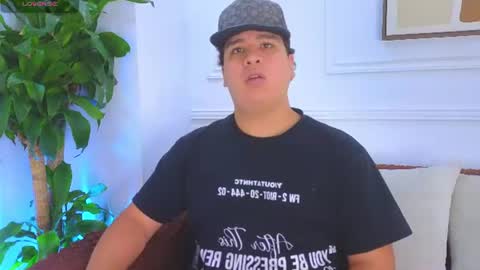 Snapshot of naimruiz_ chatting on 07-21-26, 06:43 naimruiz_ online show from 07-21-26, 06:43