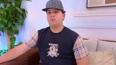 Snapshot of naimruiz_ chatting on 07-22-26, 07:27 naimruiz_ online show from 07-22-26, 07:27