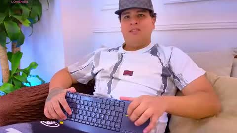 Snapshot of naimruiz_ chatting on 07-28-26, 07:50 naimruiz_ online show from 07-28-26, 07:50
