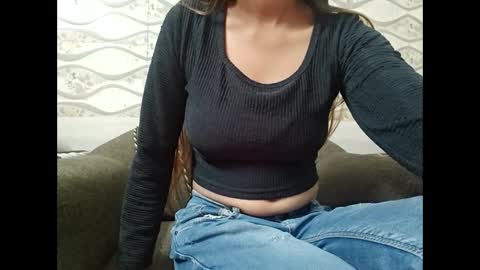 Naina online show from 12-31-24, 12:04