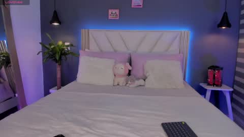 Snapshot of naishaford_1 chatting on 05-16-26, 02:19 Naisha Ford online show from 05-16-26, 02:19