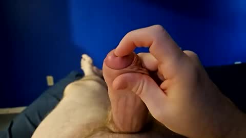 Snapshot of naked_slut86 chatting on 12-09-24, 02:17 Naked slut online show from 12-09-24, 02:17