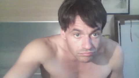 Snapshot of nakedfun777177580 chatting on 06-12-26, 06:40 nakedfun777177580 online show from 06-12-26, 06:40