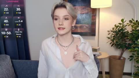 Kate online show from 11-26-25, 01:01